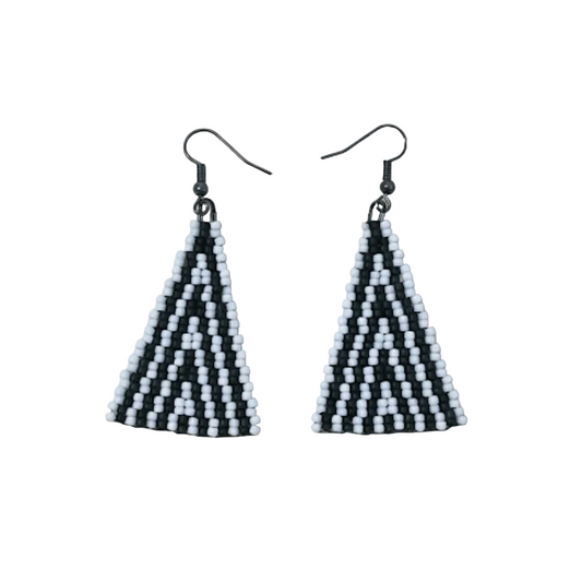 Noir Signal Triangle Earrings – Black & White Beaded Statement